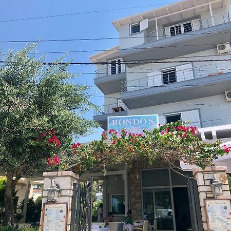 Rondos Hotel ฮีมาเรอ ภายนอก รูปภาพ
