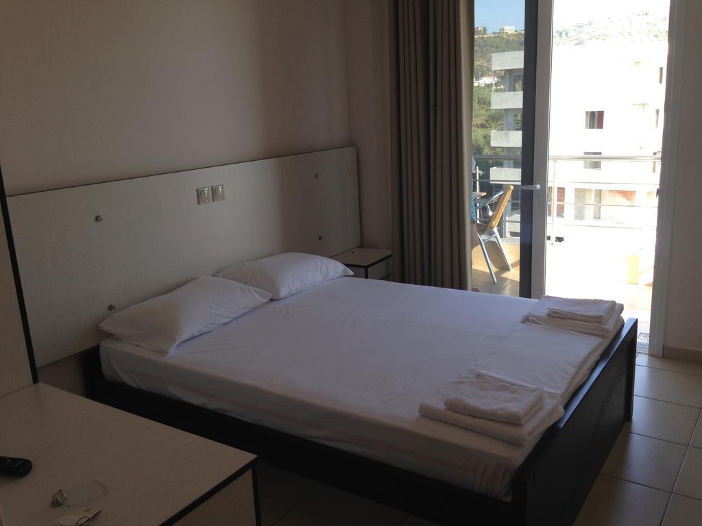 Rondos Hotel ฮีมาเรอ ห้อง รูปภาพ