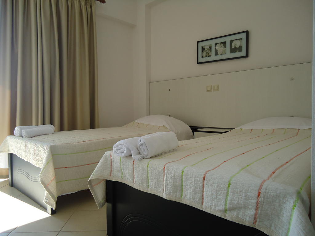 Rondos Hotel ฮีมาเรอ ห้อง รูปภาพ