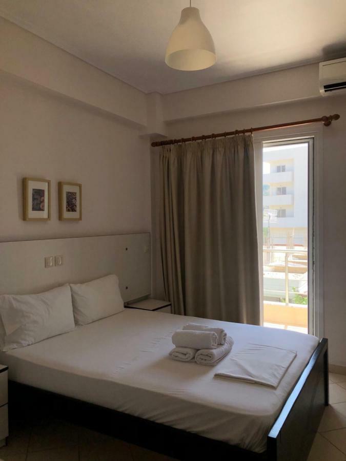 Rondos Hotel ฮีมาเรอ ภายนอก รูปภาพ